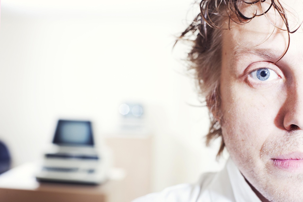 新宝5为什么苹果app详情下载教程要收费